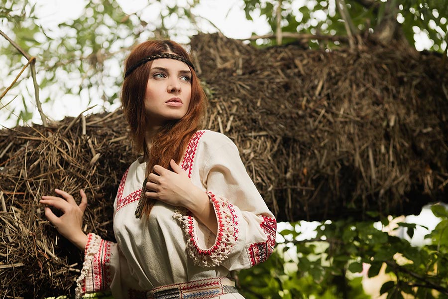 Women in Slavic costumes in Kinshasa