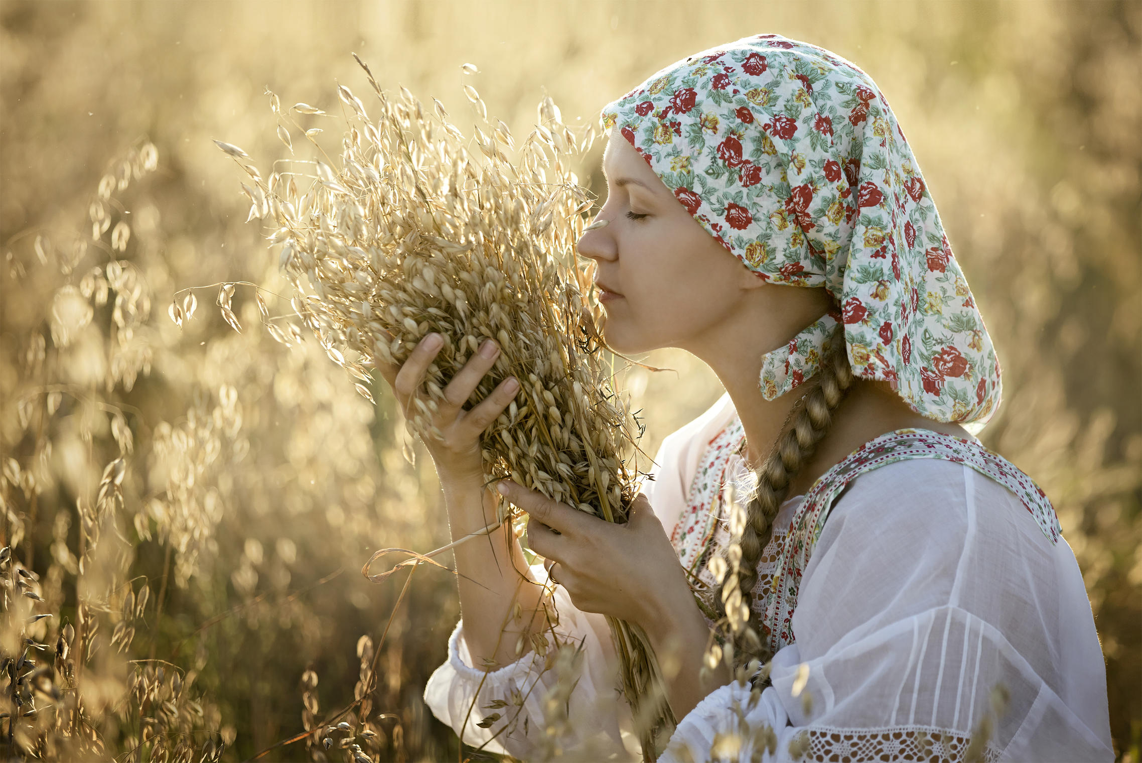 Photo Women in Slavic costumes in Kinshasa